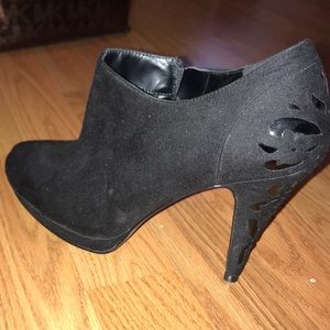 Black bootie heels